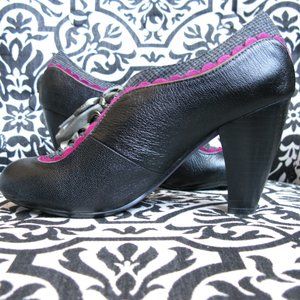Poetic Licence Backlash Oxford Pump Black Size 8